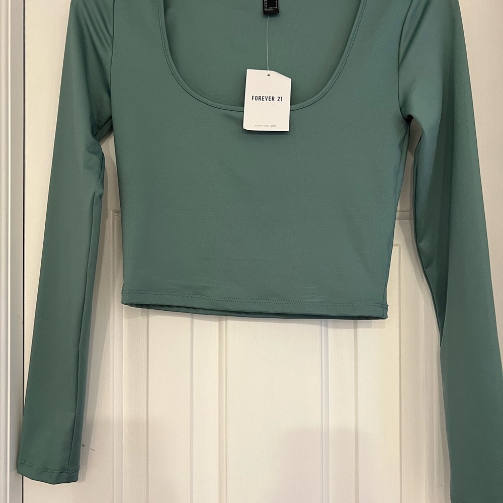 Forever 21 Teal Long Sleeve Crop Top